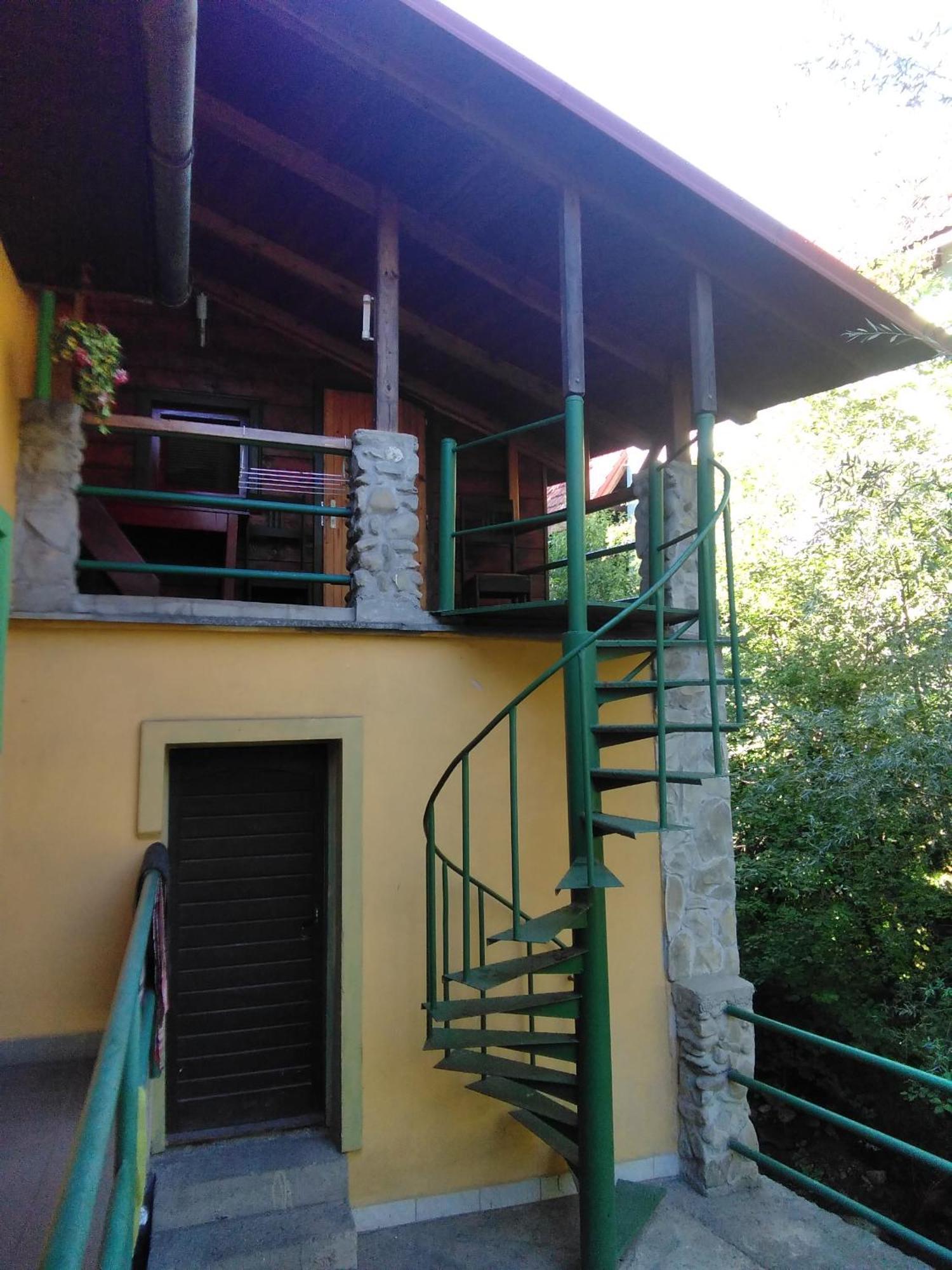 Chalupa Mlyn Dolny Kubin Exterior foto